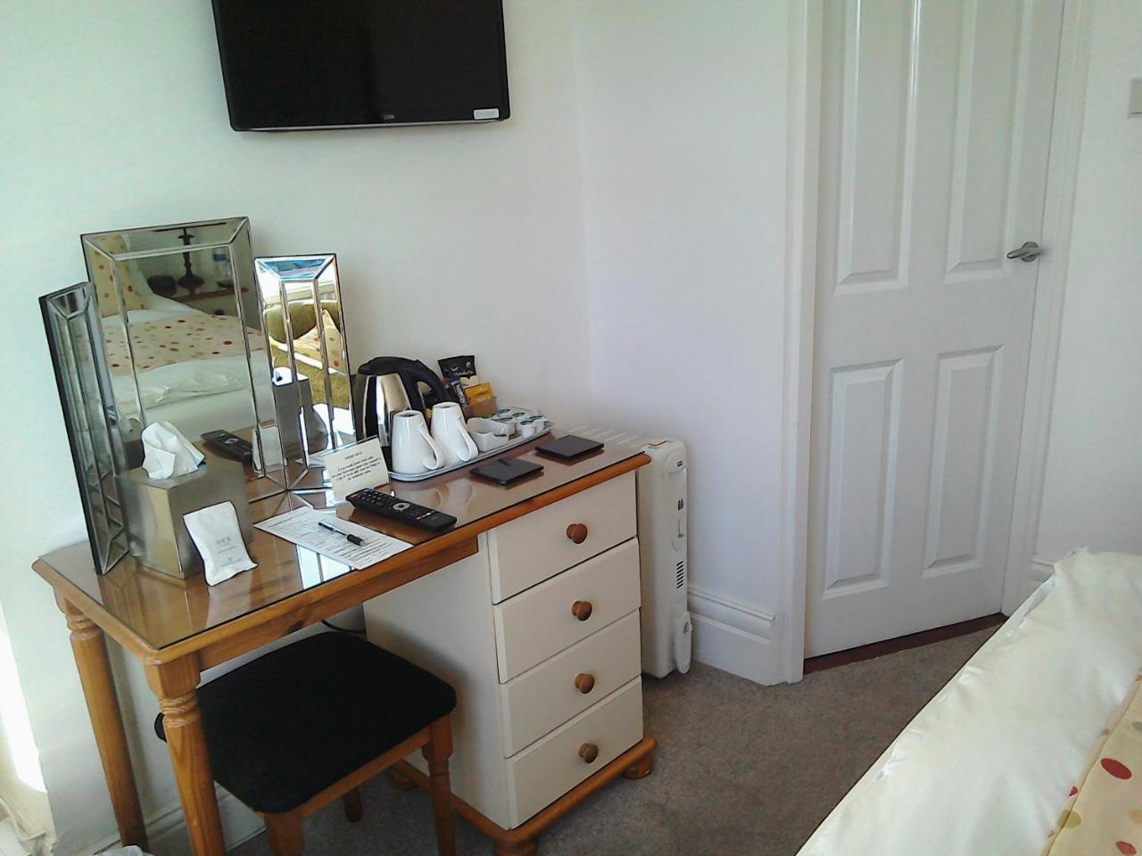 South Lodge Guest House Бридлингтън Екстериор снимка